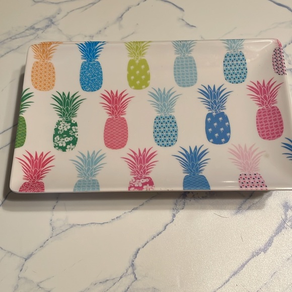 Cynthia Rowley Melamine Tropical Pineapple Trays -set of 5 melamine - Picture 2 of 5